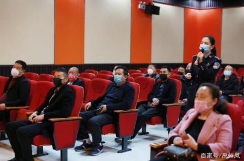 禹州市車管所為全市校車及其駕駛?cè)碎_(kāi)啟綠色通道