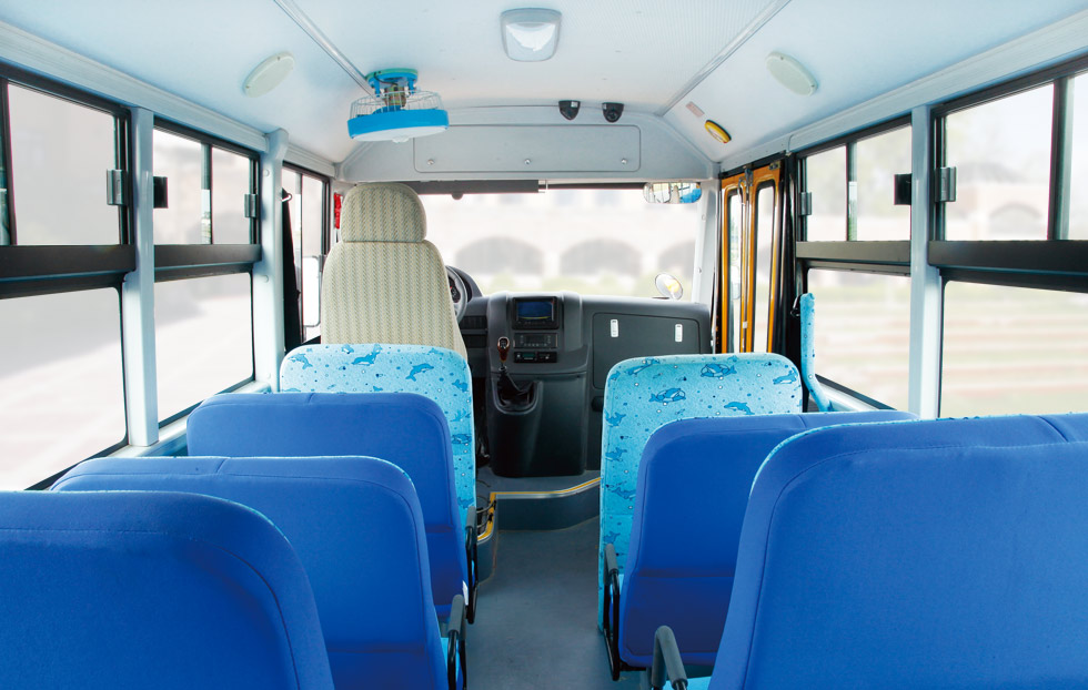 18座小學生校車ZK6559DX窄車身